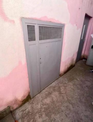 Immobile in asta di 10 m² in vendita a Roma - Foto 2
