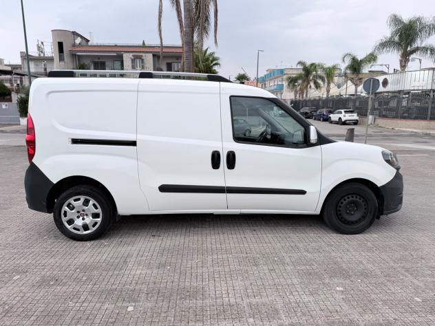 Fiat Doblo Dobl1.6 MJT 105CV S&S PL-TN Cargo Maxi Easy - Foto 4