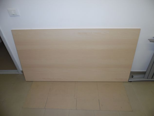 1 SCRIVANIA/TAVOLO GRANDE,ROBUSTA,OTTIME CONDIZIONI,COMPLETA,LEGNO,GAMBE METALLO - Foto 5