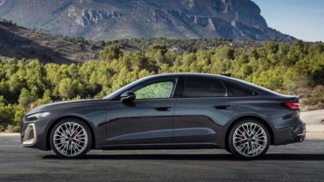 AUDI RS 5 Avant e-hybrid S tronic quattro Performance A5 rif. 23759486 - Foto 4