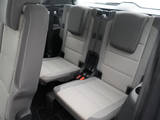 Volkswagen Touran 1.5 TSI ACT Comfortline 7 posti - Foto 8