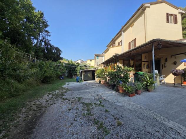 Casa singola in vendita a Montigiano - Massarosa 220 mq Rif: 1428191