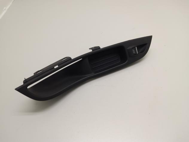 PULSANTIERA ANTERIORE DESTRA FORD Focus Berlina 6° Serie (1518)