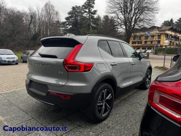 VOLVO XC40 B3 automatico Plus Dark KM0 rif. 23211339 - Foto 6
