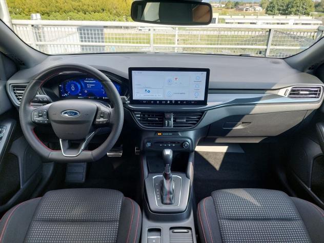 Ford Focus Focus 1.0t ecoboost h ST-Line X 155cv powershift - Foto 10