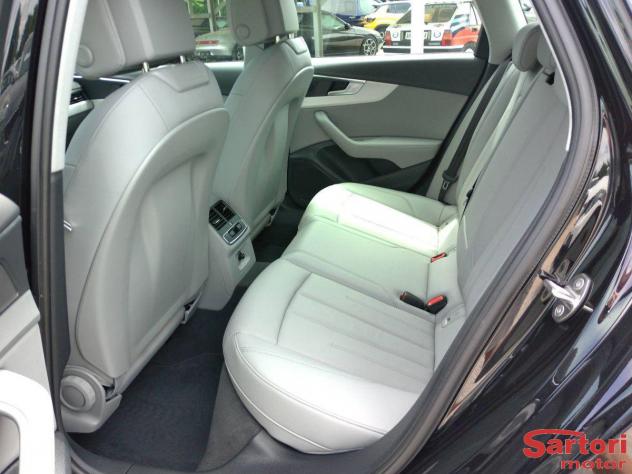 AUDI - A4 - 35 TDI S tronic Business - Foto 9