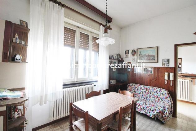 Abitazione indipendente su due livelli – 3 locali, servizi, taverna e area esterna - Foto 9