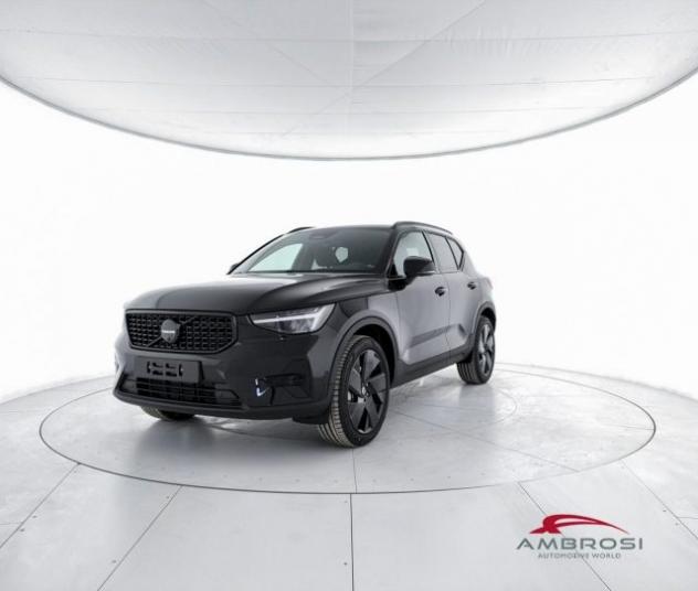 VOLVO XC40 Black Edition B3 Mild hybrid Benzina Plus rif. 23867699