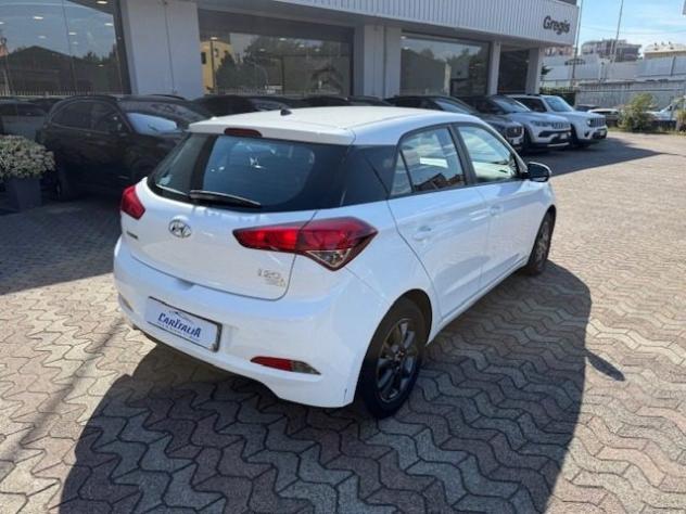 HYUNDAI i20 1.2 84 CV 5 porte Blackline rif. 23873303 - Foto 3