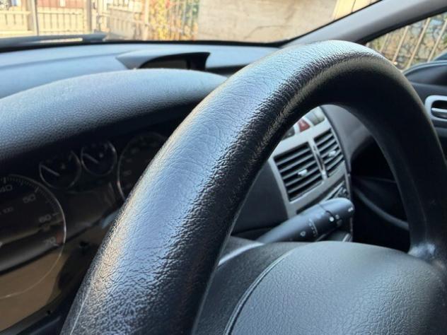 Peugeot 307 1.4 16V 5p. D-Sign Euro 4 adatta a neopatentati - Foto 9