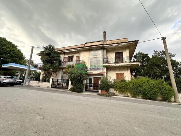 Rif. 9872 - CASA SEMINDIPENDENTE A GIARRATANA - Foto 2