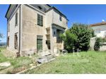 Villa di 260 m² con 5 locali in vendita a San Costanzo