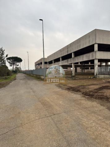 Immobile di 1500 m² in affitto a Pozzolo Formigaro - Foto 14