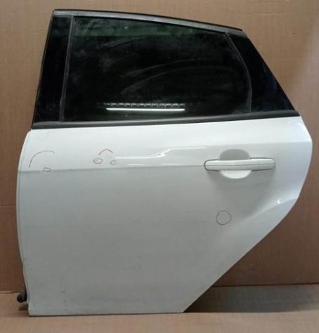 PORTA POST. SX BIANCA. C/A. e S. (Ammacc.) Berlina 999-U1293550 Carrozzeria  Lamierati esterni  Porte  Porta post. sx. FORD - FOCUS - 01-04-2011 - 01-