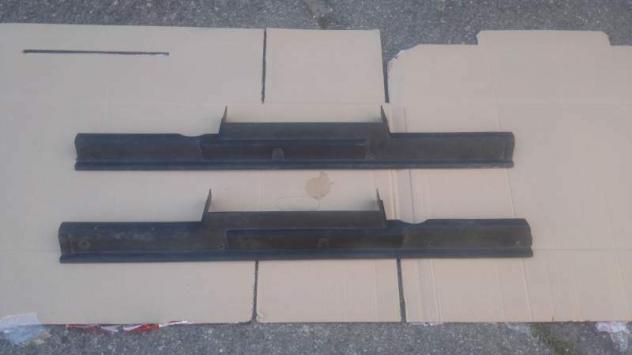 Coppia Plastiche battitacco porte Renault R5 L 1978