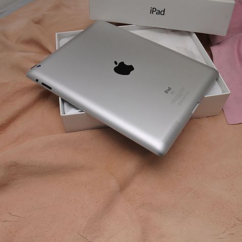 IPad Apple 64GB Wi-Fi nero Retina 4°Gen.+cover pelle PIQUADRO - Foto 2
