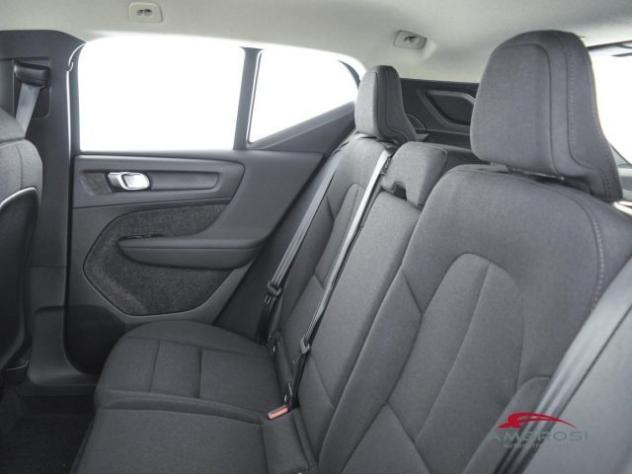 VOLVO XC40 B3 Mild hybrid Benzina Essential rif. 23986876 - Foto 9