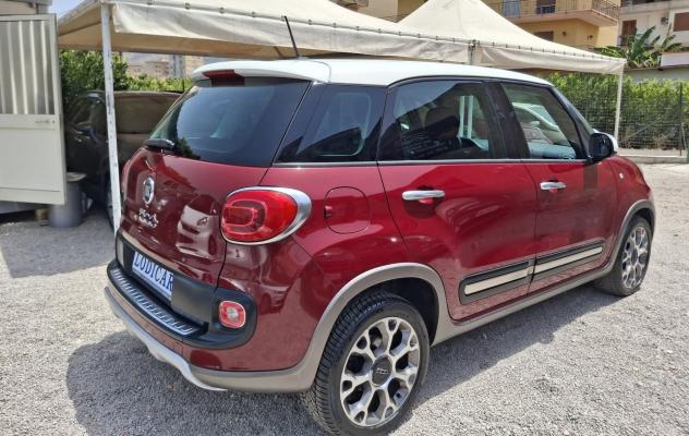 Fiat 500L 1.6 Multijet 120 CV Trekking - Foto 5