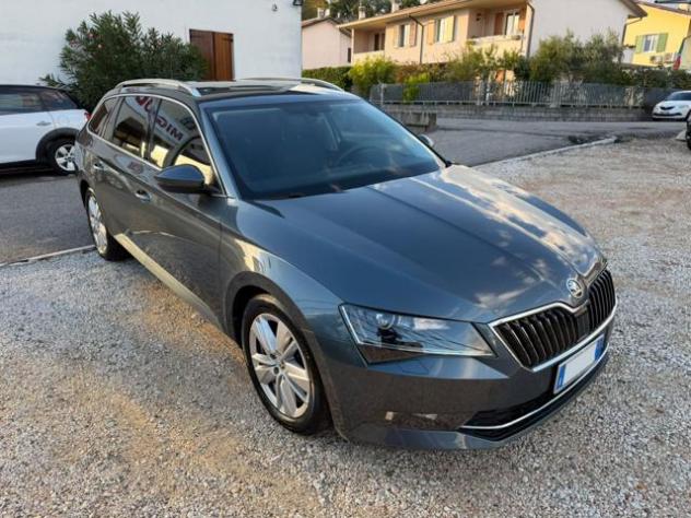SKODA Superb 2.0 TDI 150 CV SCR DSG Wagon Executive rif. 24213455 - Foto 2