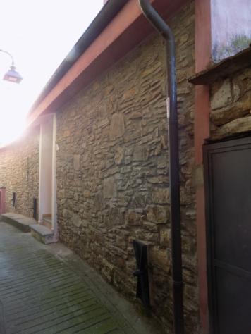 VENDESI A CESIO IN CENTRO PAESE CASA AUTONOMA SU TRE LIVELLI IN PERFETTO STATO - Foto 10