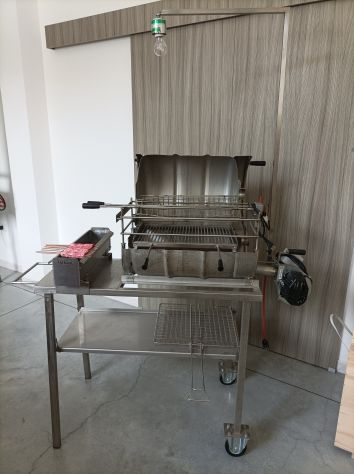 Barbecue inox multifunzione a carbone