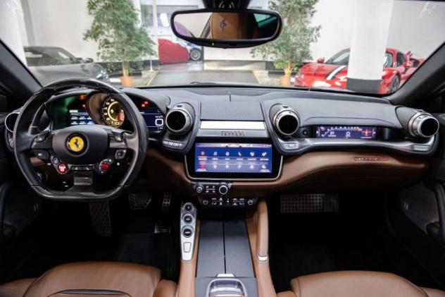FERRARI GTC4 Lusso V12|CARBON+LEDS|DUAL VIEW|LIFT SYSTEM|SBL|HIFI rif. 23824291 - Foto 10