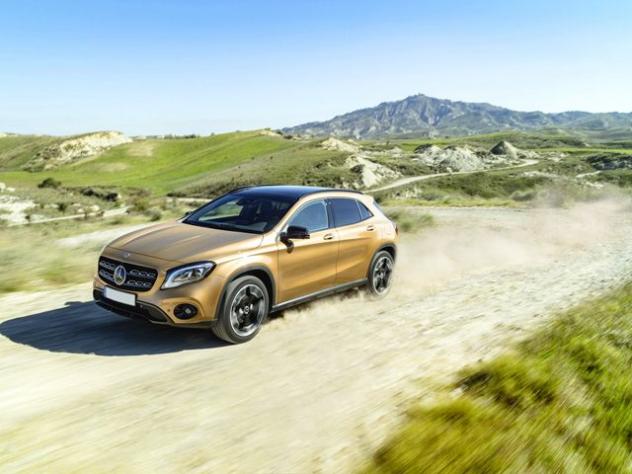 MERCEDES-BENZ GLA 200 d Automatic  Executive rif. 23808385