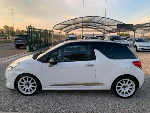 DS AUTOMOBILES DS 3 1.6 e-HDi 110 airdream Ultra Prestige rif. 24204726 - Foto 8