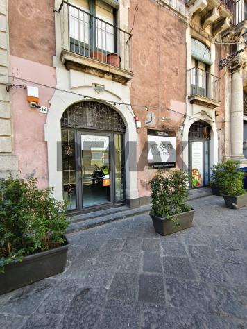 Locale Commerciale in affitto a Acireale