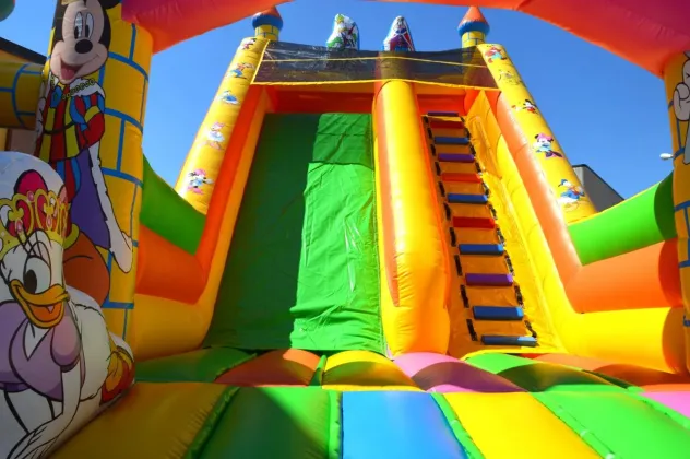 Castello Gonfiabile per Bambini per Luna Park e Aree Giochi - Foto 4