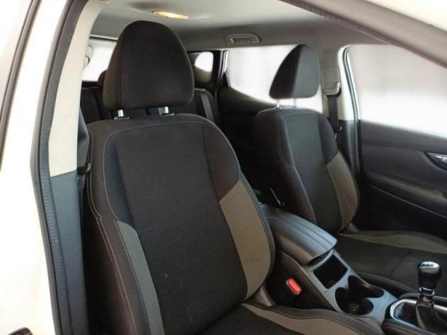 Nissan Qashqai 1.3 DIG-T 140 Business - Foto 6