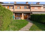VILLA A SCHIERA CON GIARDINO PRIVATO PRONTA DA VIVERE