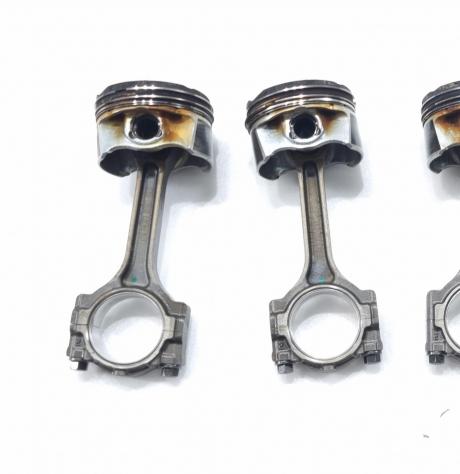 PISTONE MOTORE OPEL Astra Sport Tourer 12667052 B 14 XNT Bifuel/Metano 1400 (1518) - Foto 2