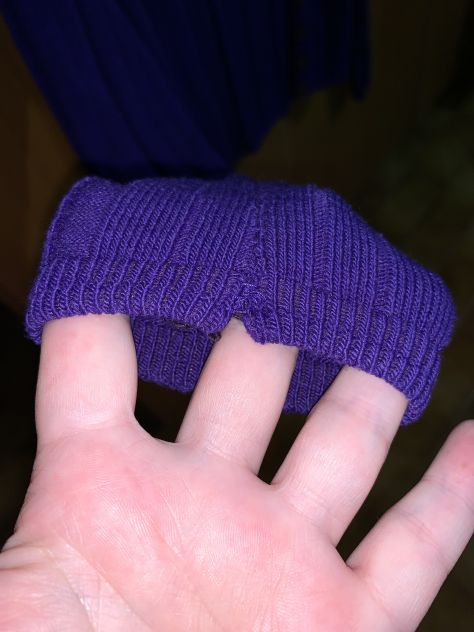 UN MAGLIONCINO CORTO/CARDIGAN VINTAGE MA È COME NUOVO,DA DONNA,VIOLA,TAGLIA M IT - Foto 6