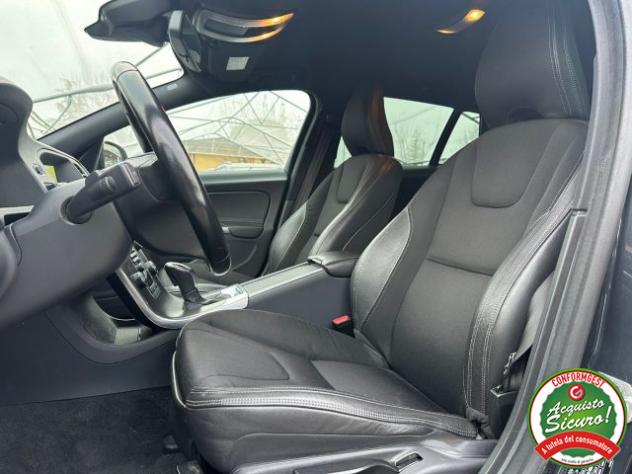 VOLVO V60 Cross Country D3 Geartronic Momentum rif. 22968506 - Foto 5