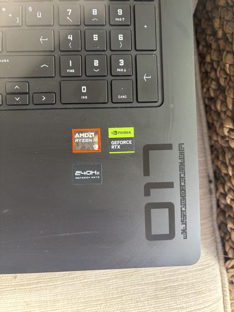 Notebook HP OMEN 17-DB1000NL - Foto 2