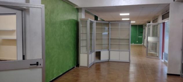 LOCALE UFFICI - NEGOZI - LABORATORI - Foto 2