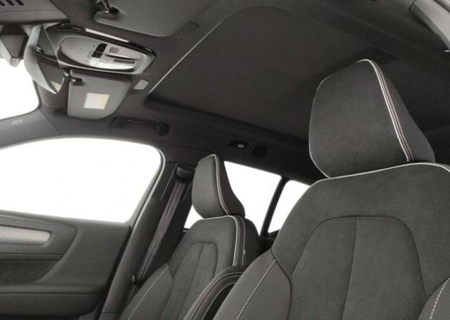 VOLVO XC40 B3 automatica Ultra Dark rif. 20032963 - Foto 9