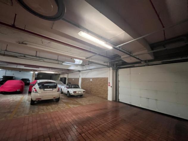 Immobile di 1500 m² con 3 locali in vendita a Brescia - Foto 4
