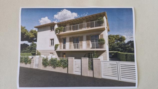 APPARTAMENTO di 4 vani e di 80 mq (PIETRASANTA) rif. MP994 - Foto 2