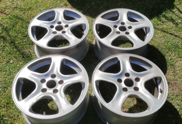 CERCHI IN LEGA 16" VOLKSWAGEN