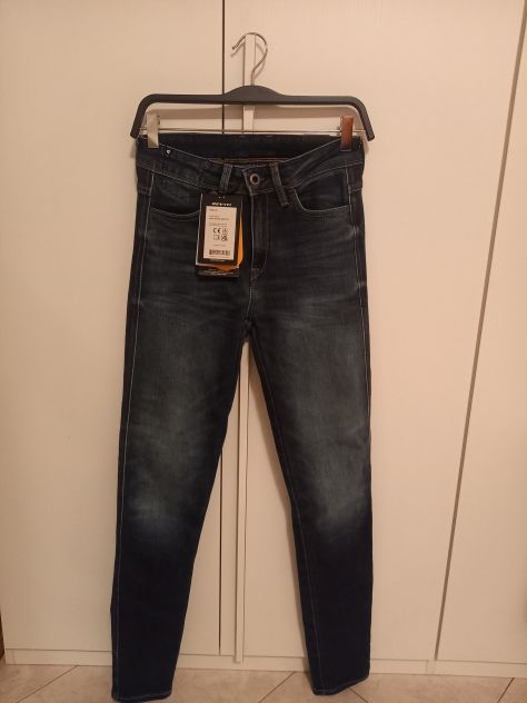 VENDO JEANS DONNA MOTO MARCA REV'IT NUOVI