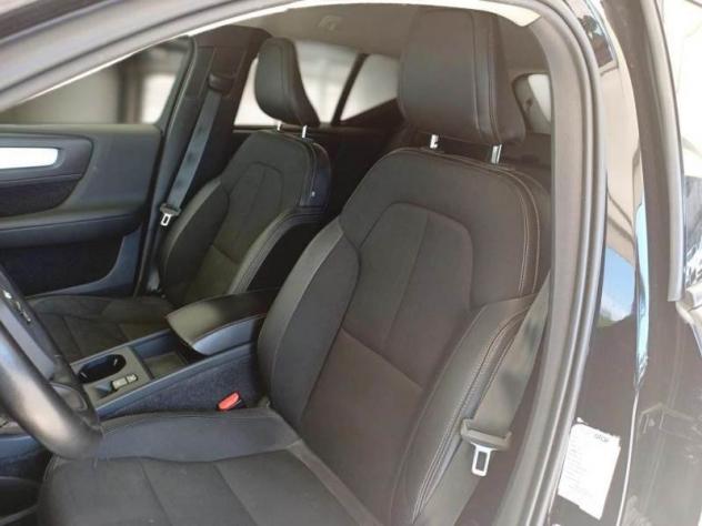 Volvo XC40 Recharge T5 180+82 CV Twin Engine Plug-In Hybrid Automatica Business Plus - Foto 6
