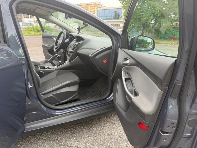 Ford Focus 1.6 TDCi 115 CV SW Individual - Foto 10