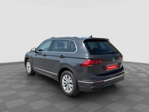 VOLKSWAGEN Tiguan Tiguan 2.0 TDI 150 CV SCR DSG Life rif. 24013168 - Foto 3