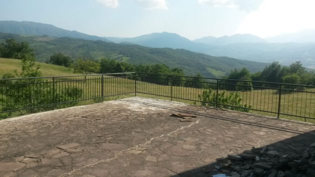 Offro vendita immobile zona panoramica tranquilla e soleggiata - Foto 3