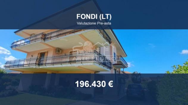 Immobile in asta di 189 m² con più di 5 locali in vendita a Fondi