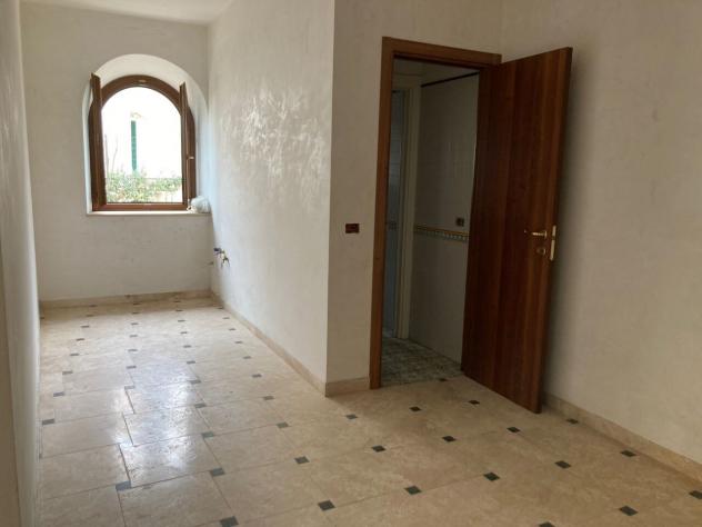 Locale commerciale in affitto a Guidonia Montecelio - Foto 6
