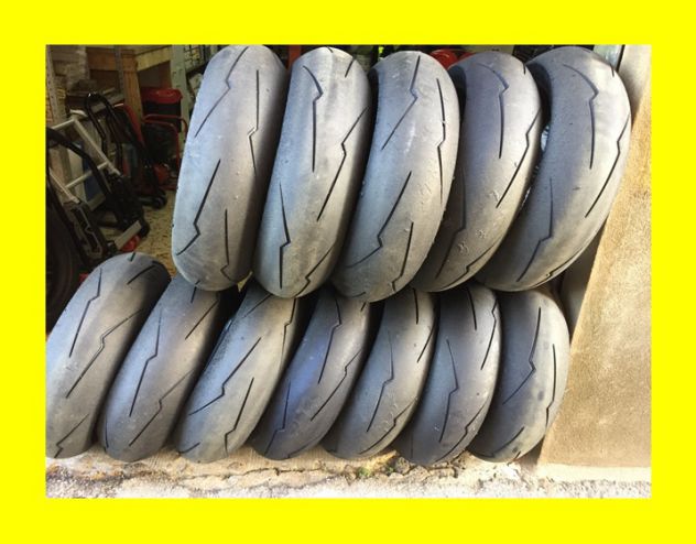 Gomme moto