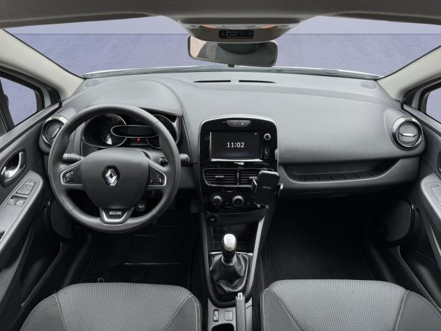 Renault Clio dCi 8V 75 CV 5 porte Moschino Zen - Foto 10